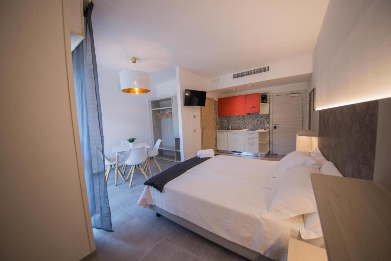 Residence Cristine Riva del Garda Extérieur photo