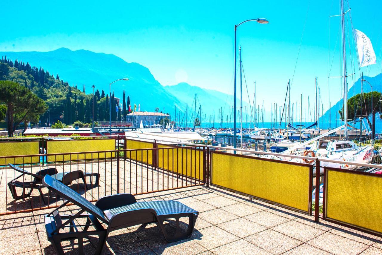 Residence Cristine Riva del Garda Extérieur photo