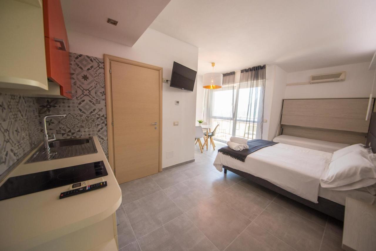 Residence Cristine Riva del Garda Extérieur photo