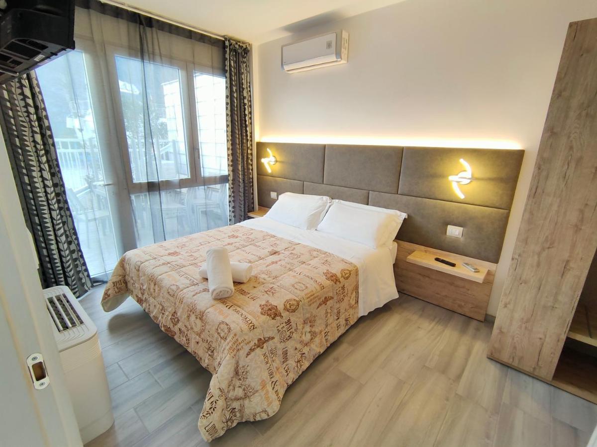 Residence Cristine Riva del Garda Extérieur photo