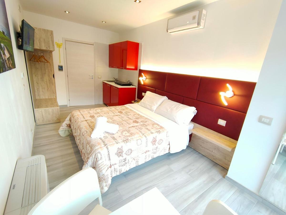 Residence Cristine Riva del Garda Extérieur photo