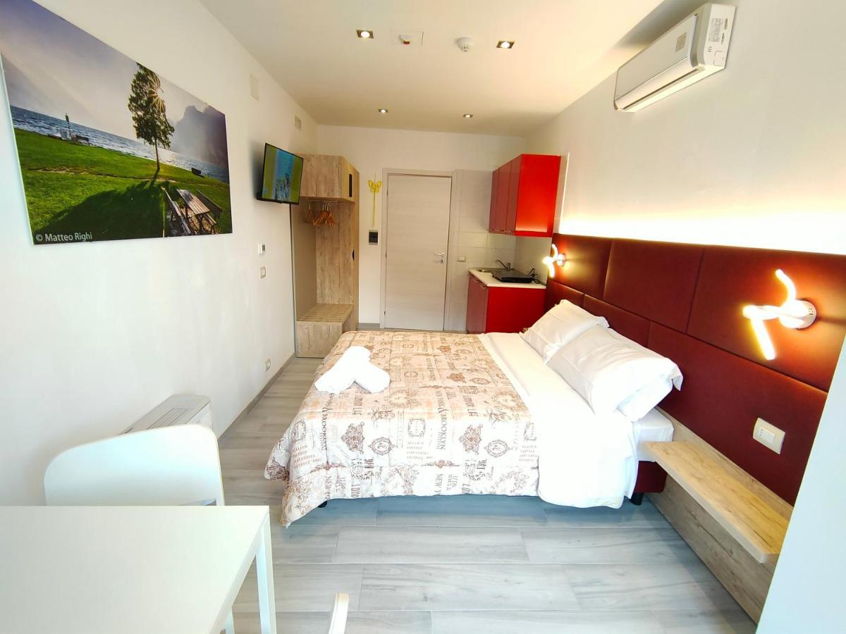 Residence Cristine Riva del Garda Extérieur photo
